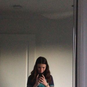 Meet your Posher, Makayla